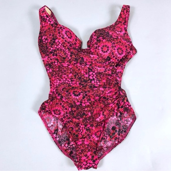 Miraclesuit Other - Miraclesuit one piece swimsuit size 14
